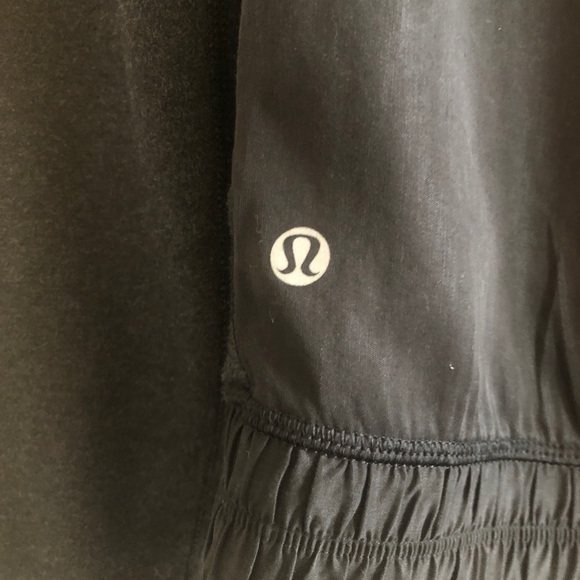 Lululemon Jacket - Picture 5 of 7